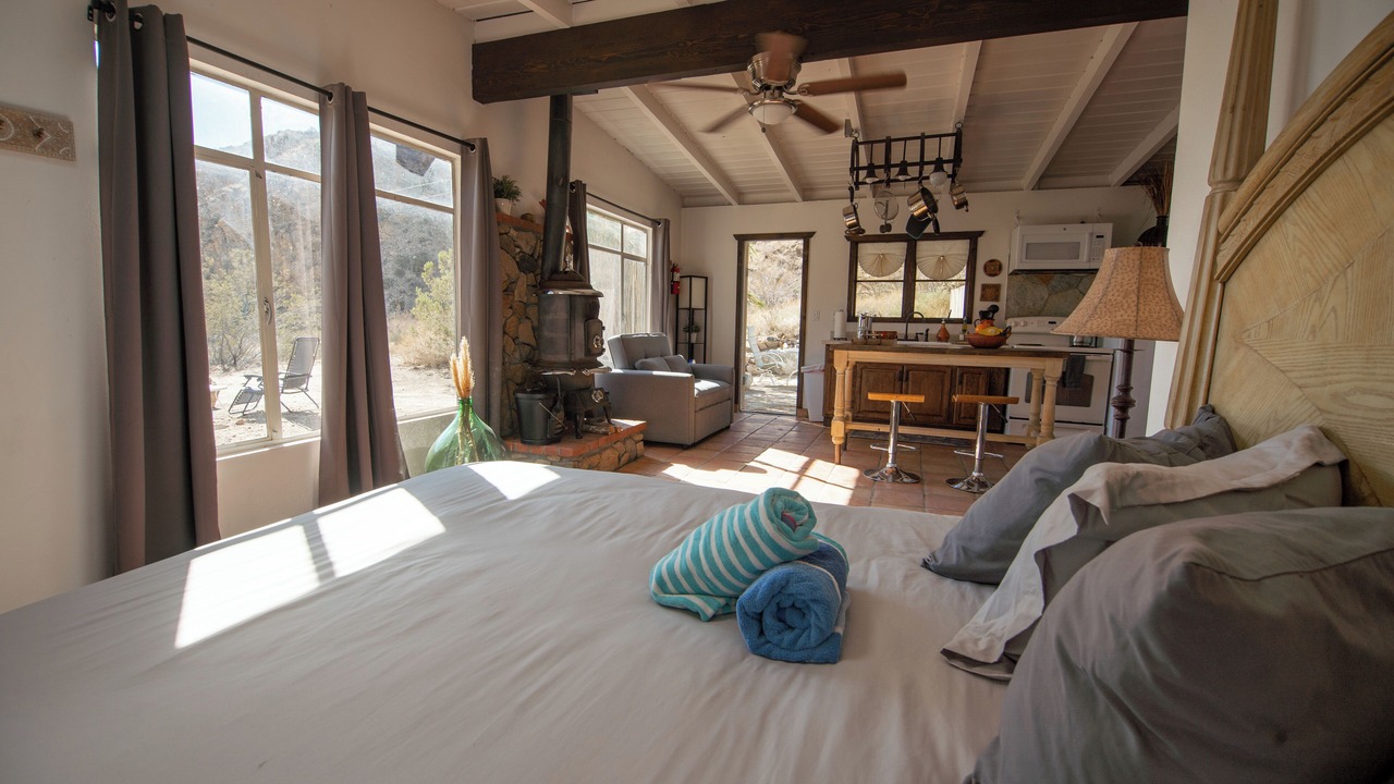 Photo of Bedroom in Morongo Valley