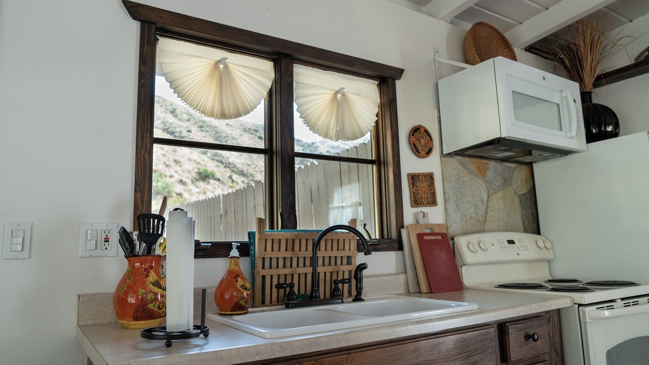 Photo of Kitchen in Morongo Valley