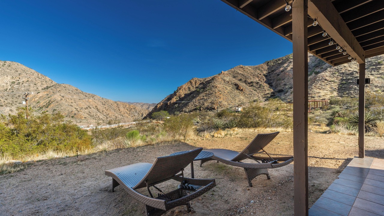 Photo of Patio Balcony in Morongo Valley