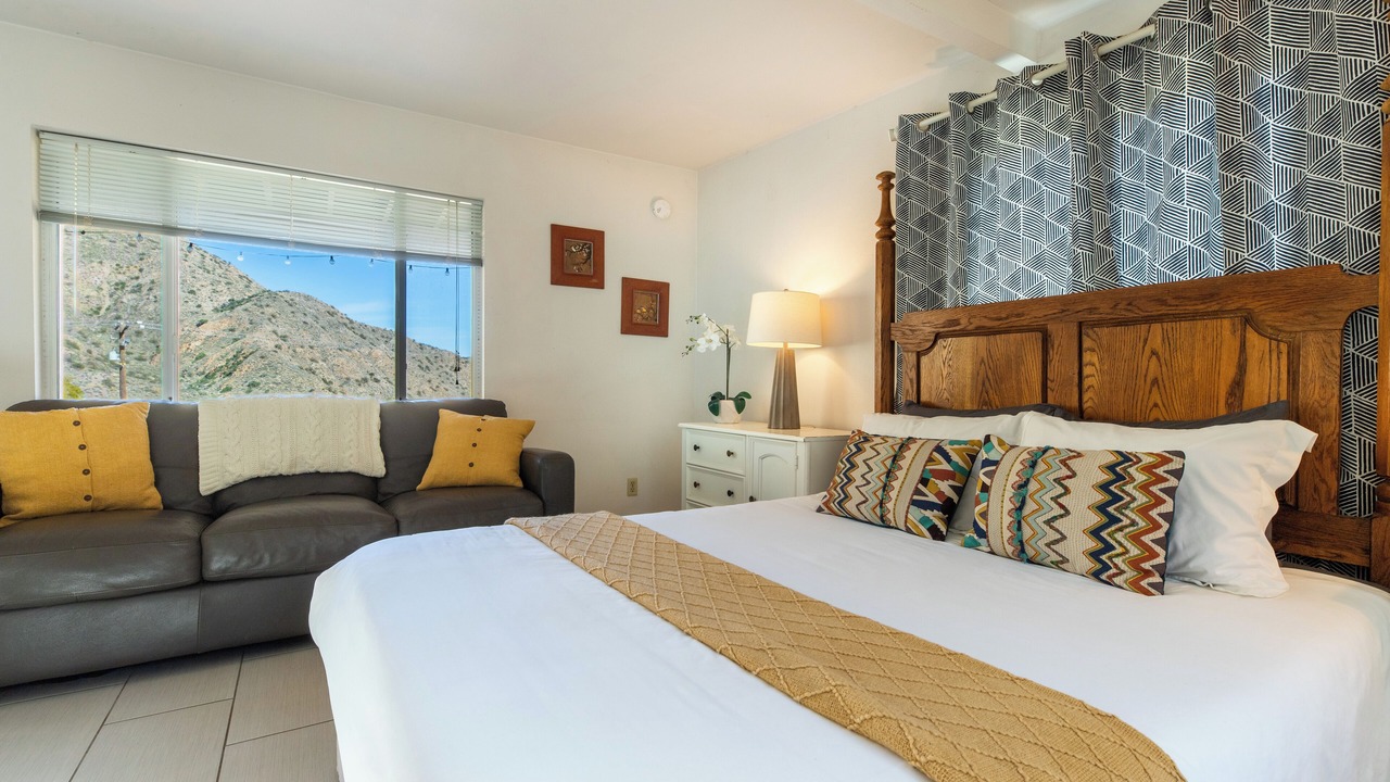 Photo of Bedroom in Morongo Valley