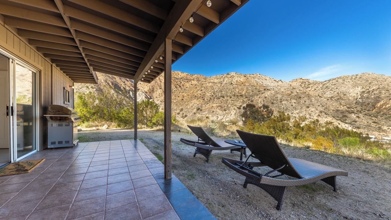 Photo of Patio Balcony in Morongo Valley