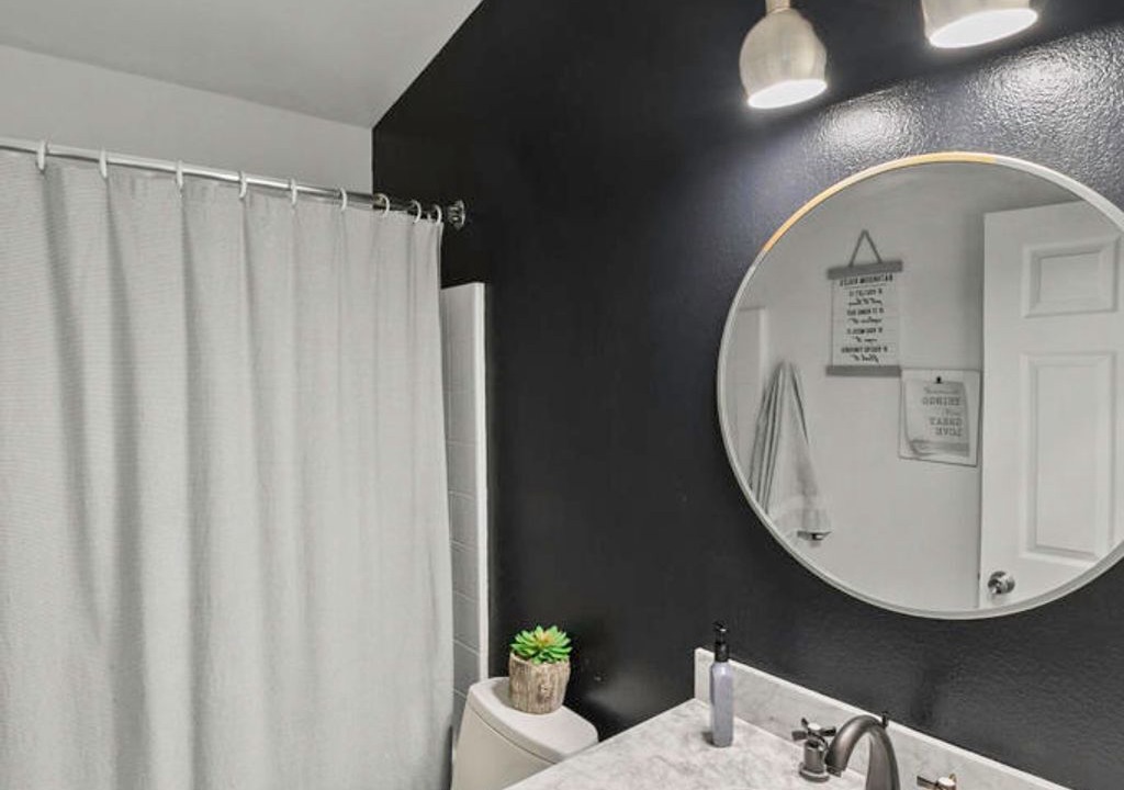Photo of Bathroom in Camarillo