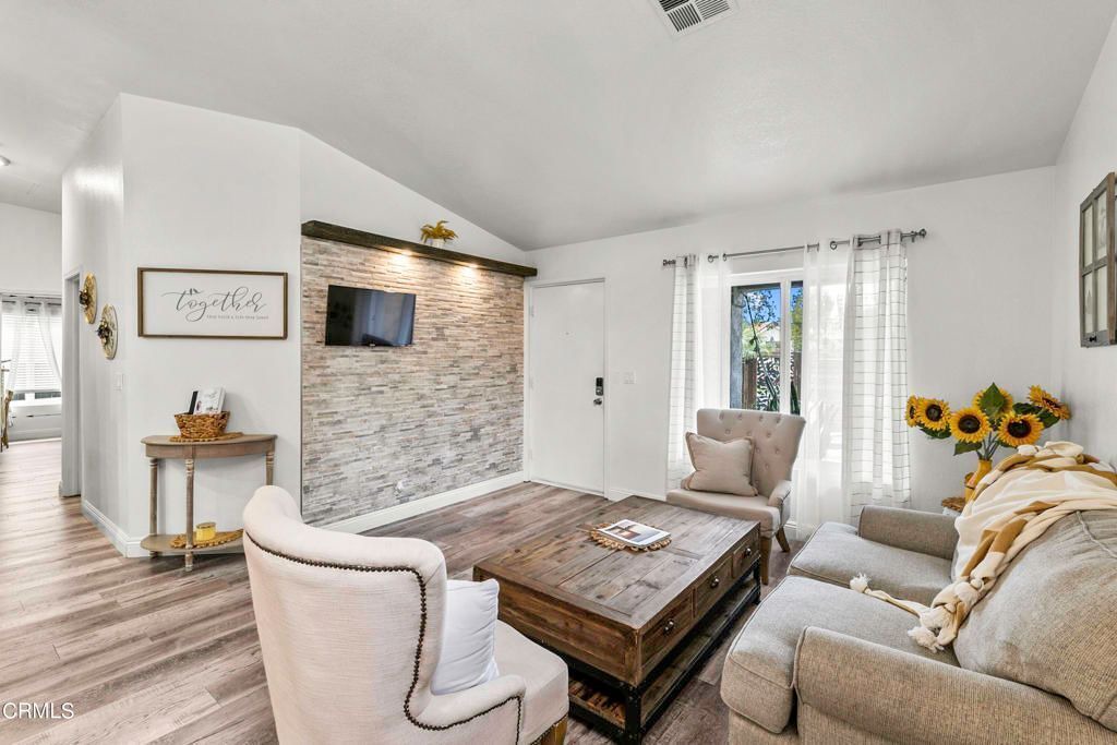 Photo of Livingroom in Camarillo