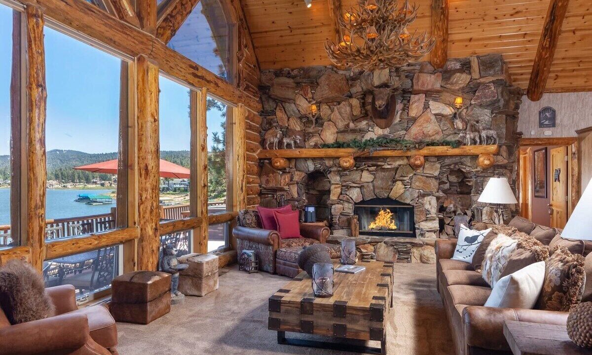 Photo of Livingroom in Boulder Bay