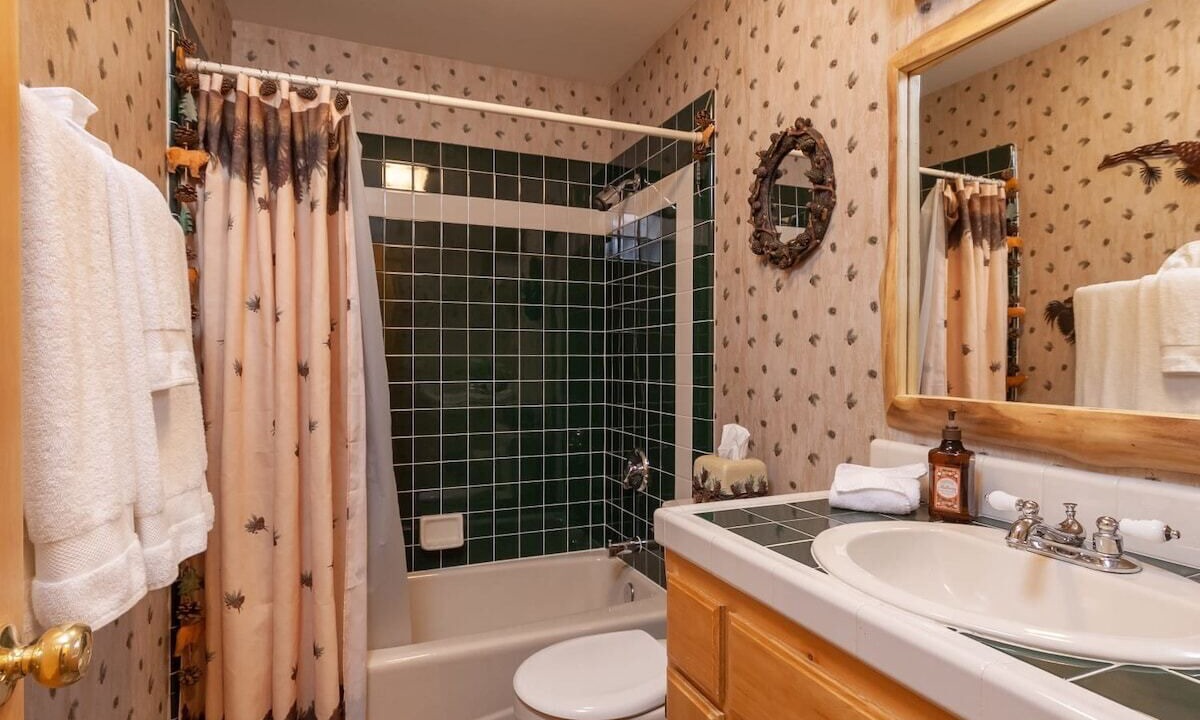 Photo of Bathroom in Boulder Bay
