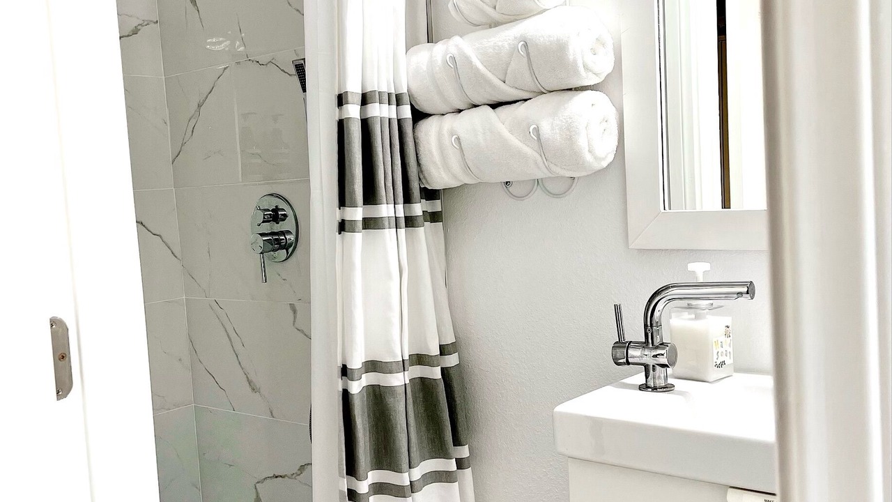 Photo of Bathroom in Van Nuys