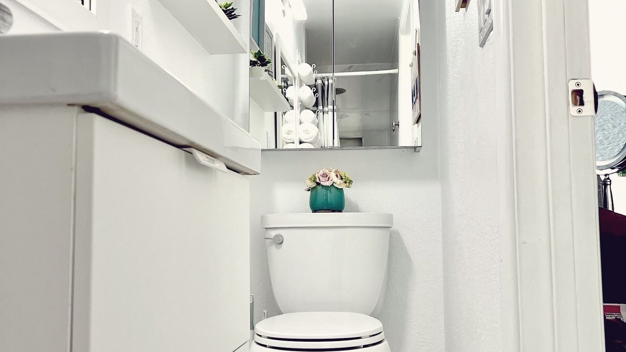 Photo of Bathroom in Van Nuys