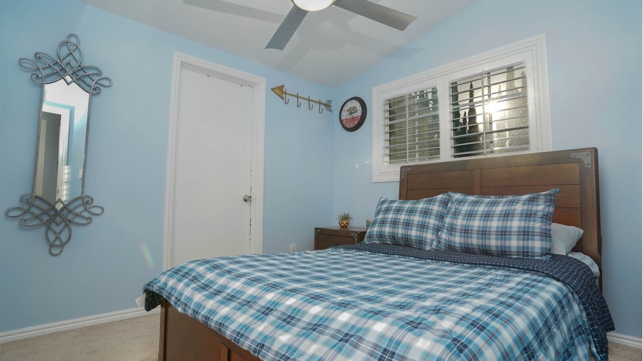 Photo of Bedroom in Canyon Country