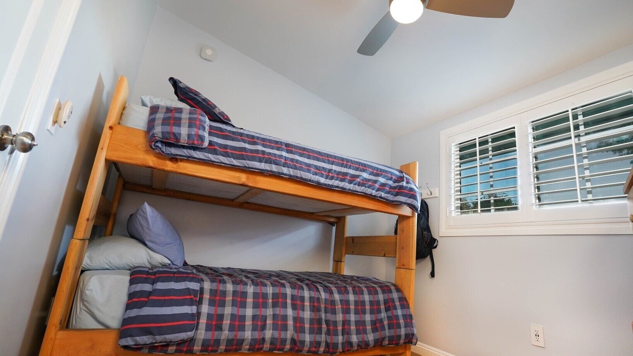 Photo of Bedroom in Canyon Country