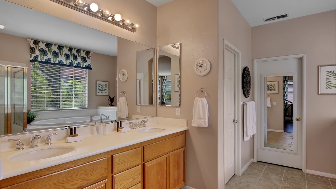Photo of Bathroom in Guajome