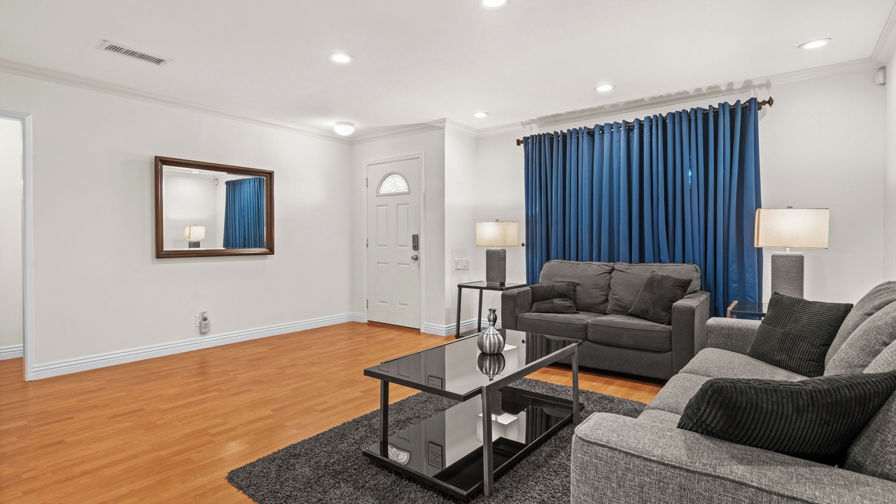 Photo of Livingroom in Laguna Hills