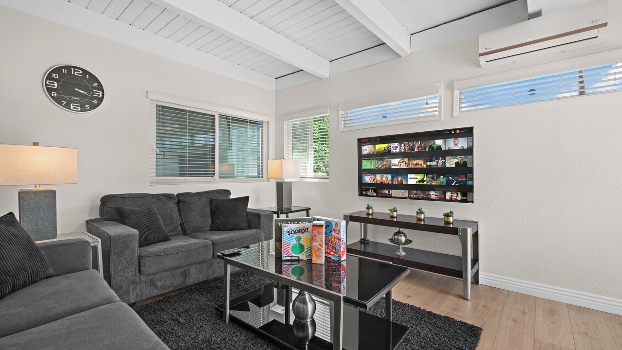 Photo of Livingroom in Laguna Hills