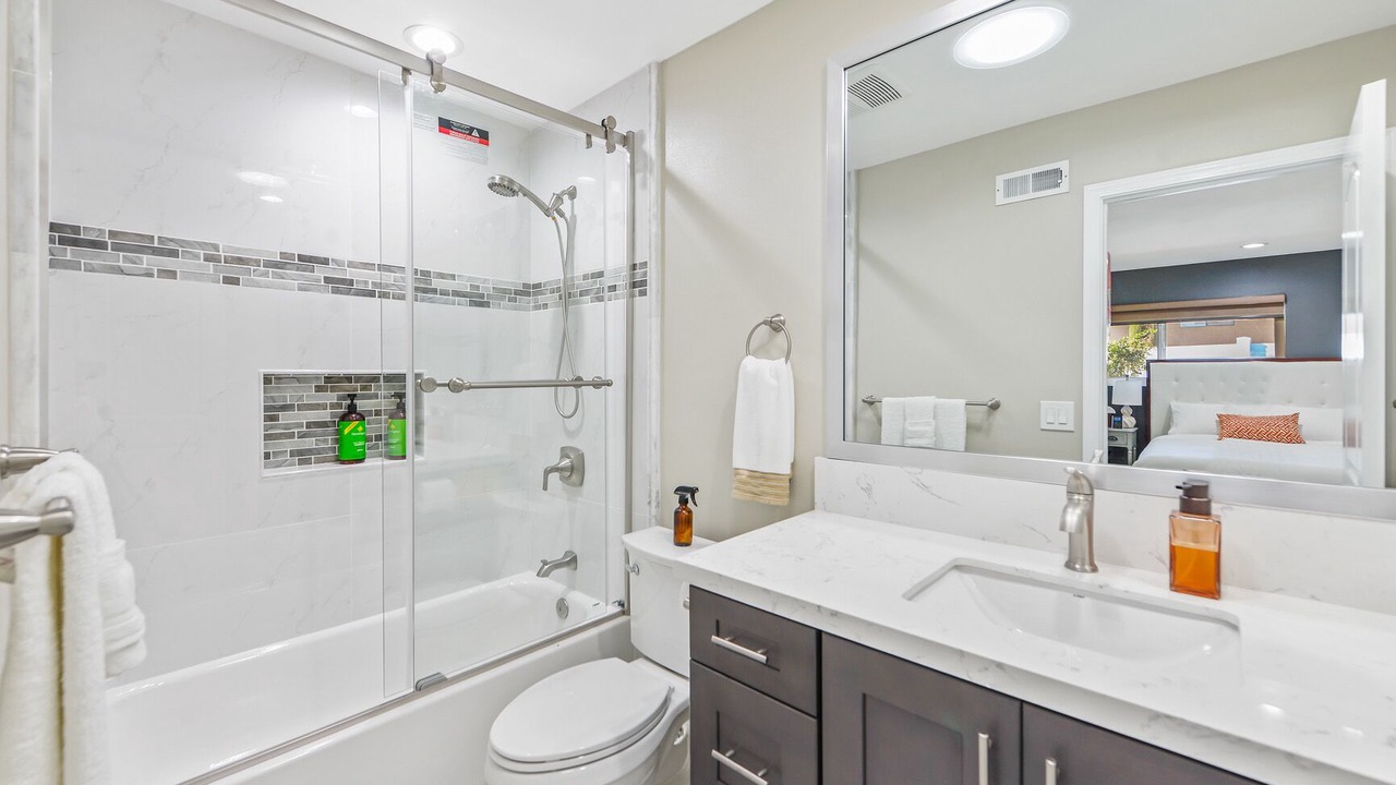 Photo of Bathroom in Orange