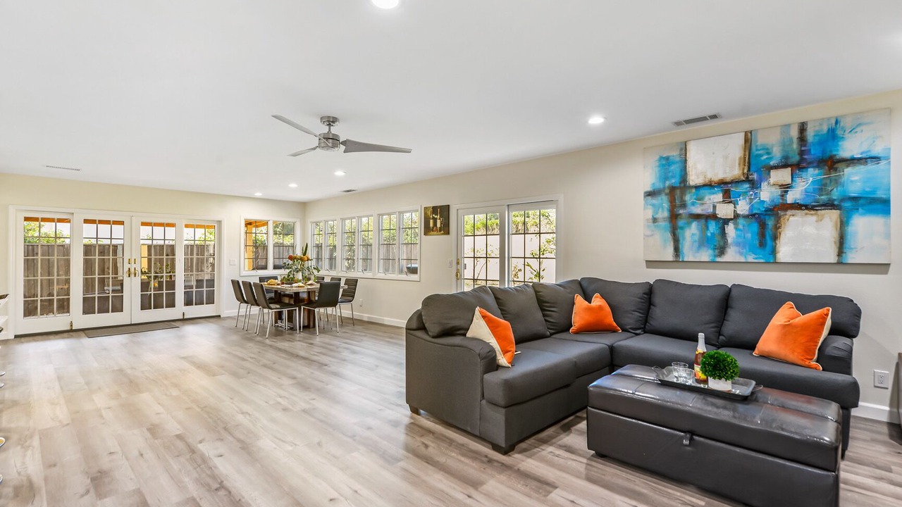 Photo of Bedroom in Orange