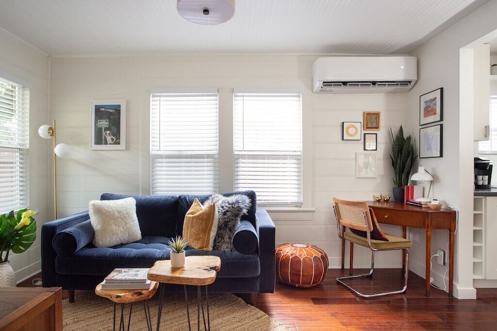 Photo of Livingroom in Carlson Park