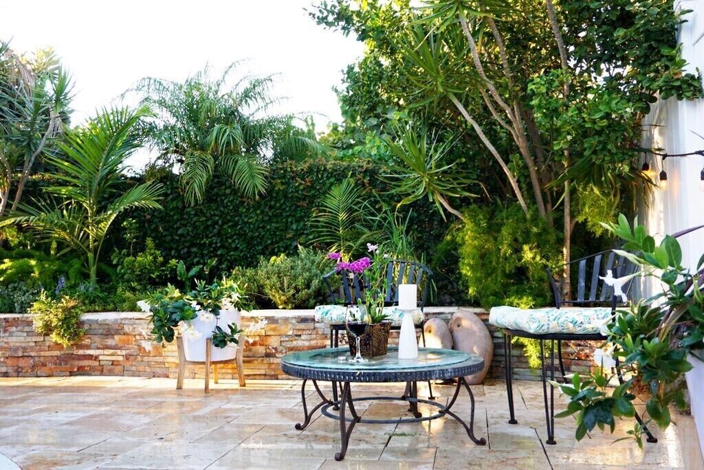 Photo of Patio Balcony in Harbor