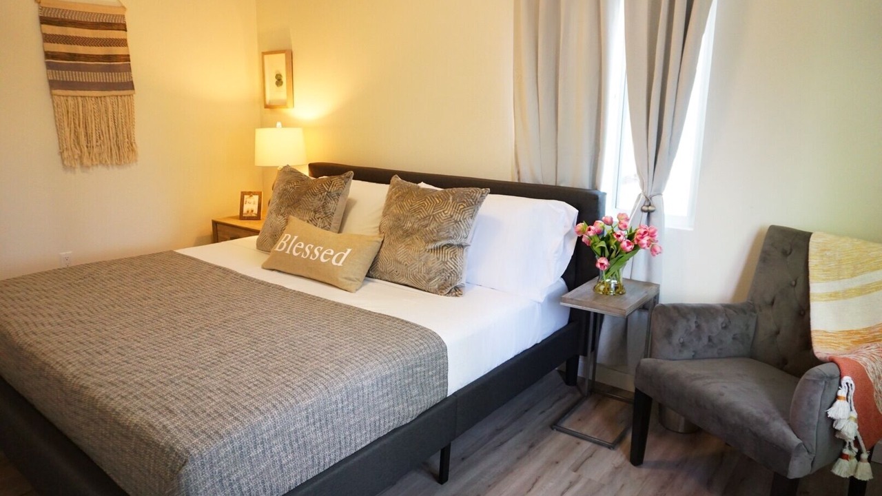 Photo of Bedroom in Harbor