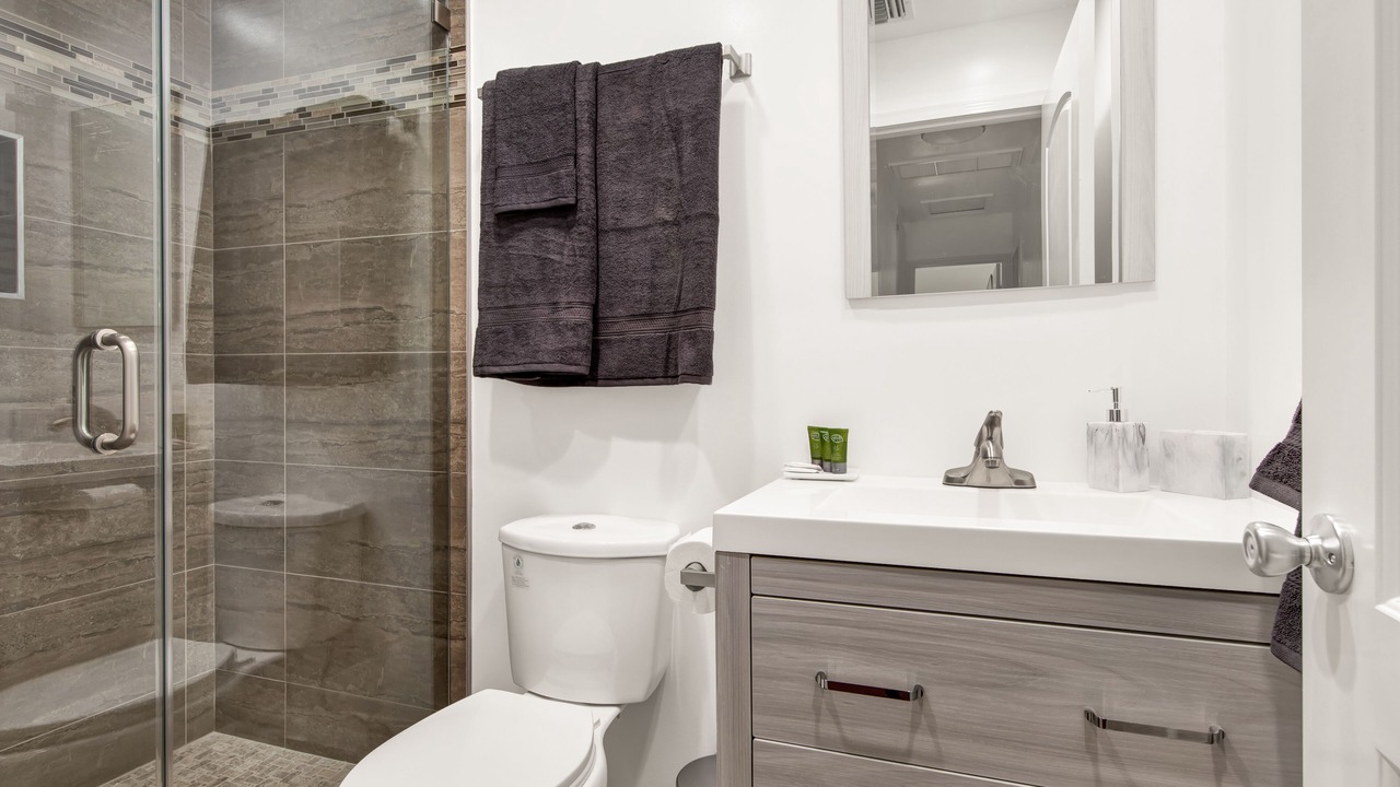 Photo of Bathroom in Lake Balboa