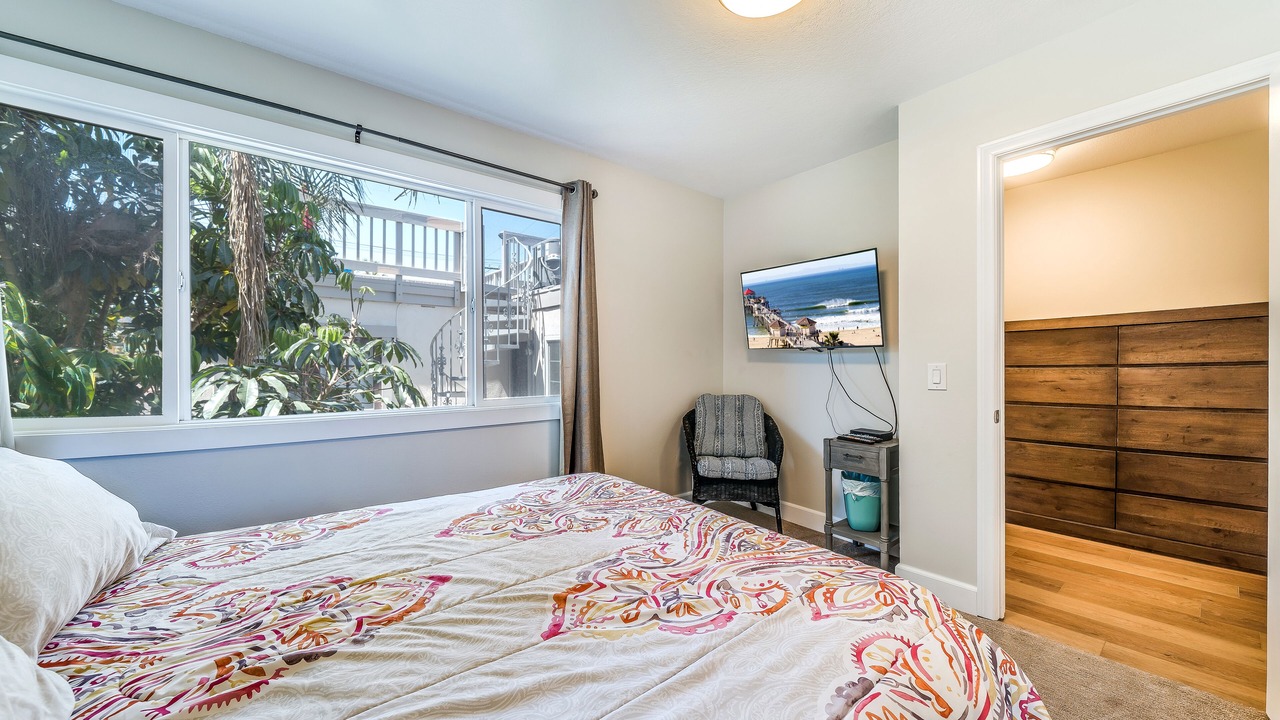 Photo of Bedroom in Huntington Beach