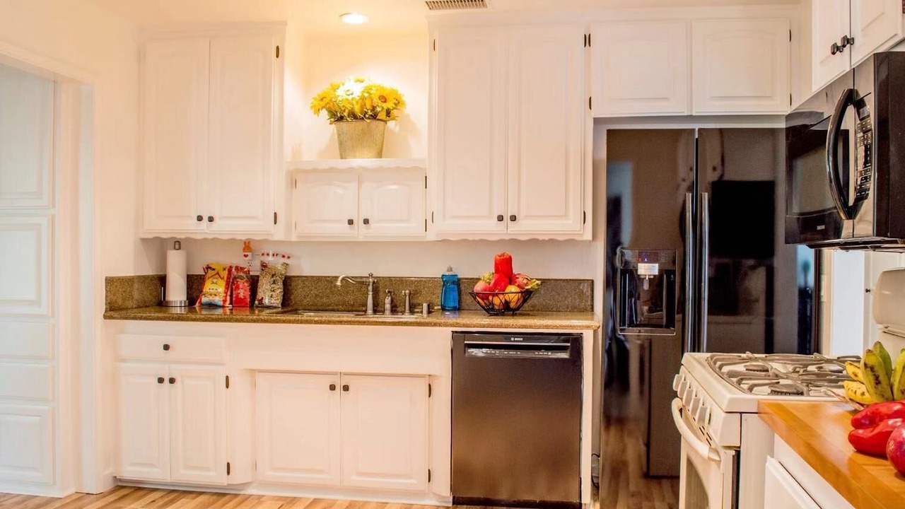 Photo of Kitchen in Sherwood Forest and Thistle Development