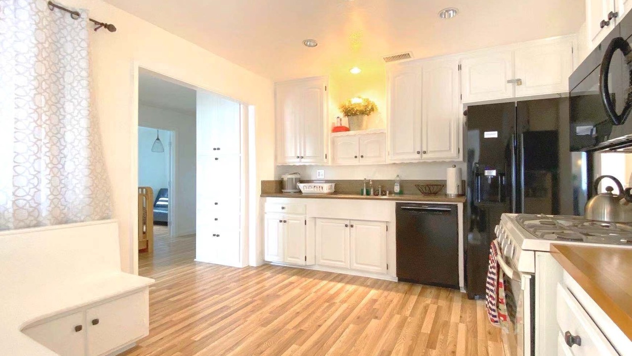 Photo of Kitchen in Sherwood Forest and Thistle Development