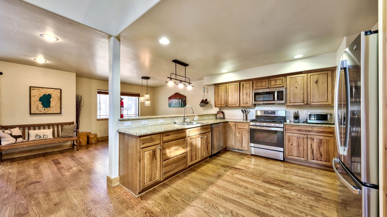 Photo of Kitchen in Tahoe Island
