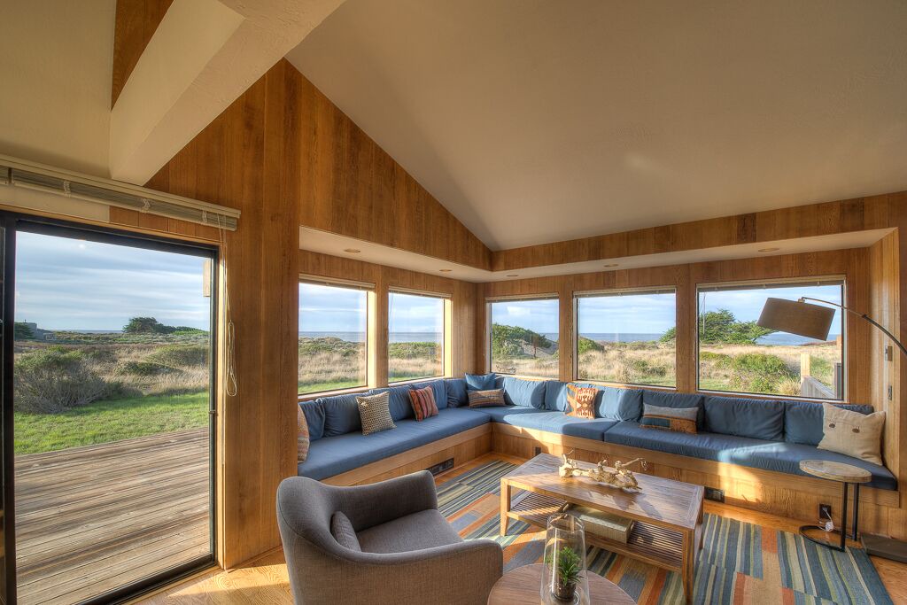 Photo of Livingroom in Sea Ranch