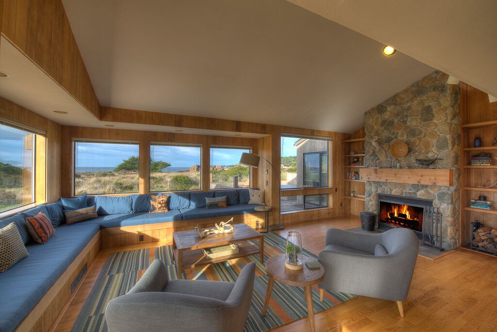 Photo of Livingroom in Sea Ranch