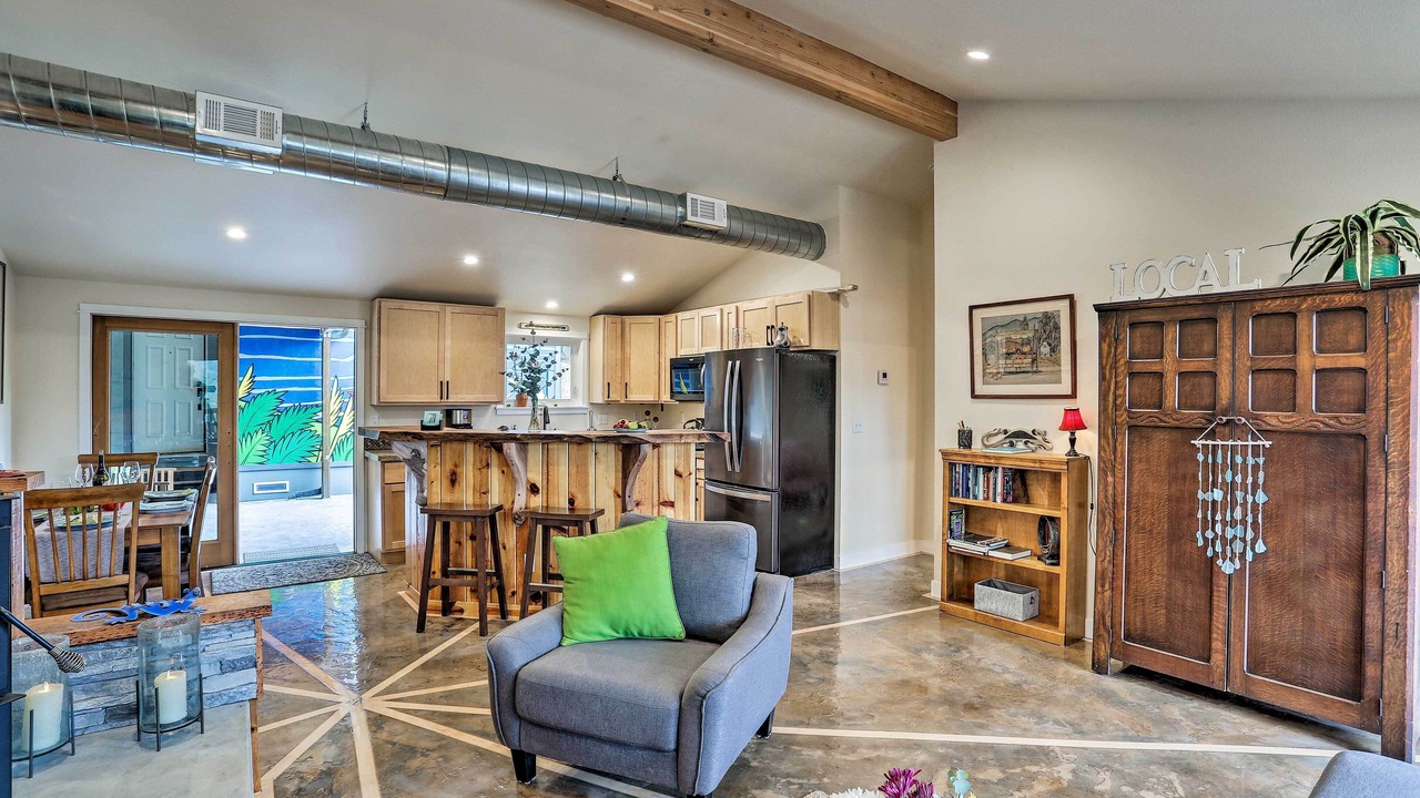 Photo of Livingroom in Blue Lake