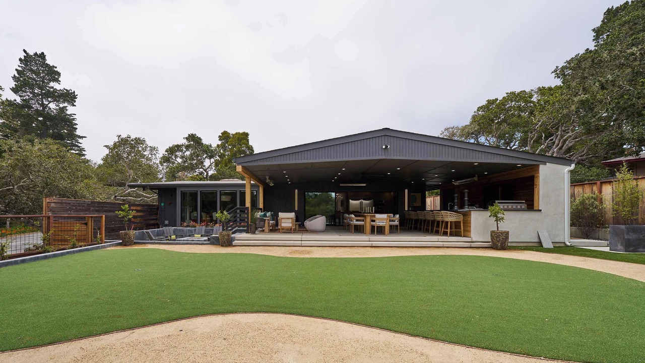 Photo of Outdoor in Hatton Fields