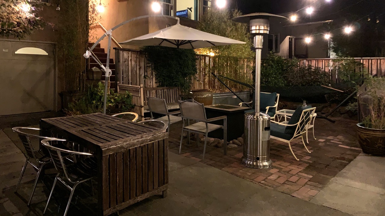 Photo of Outdoor in Upper Telegraph