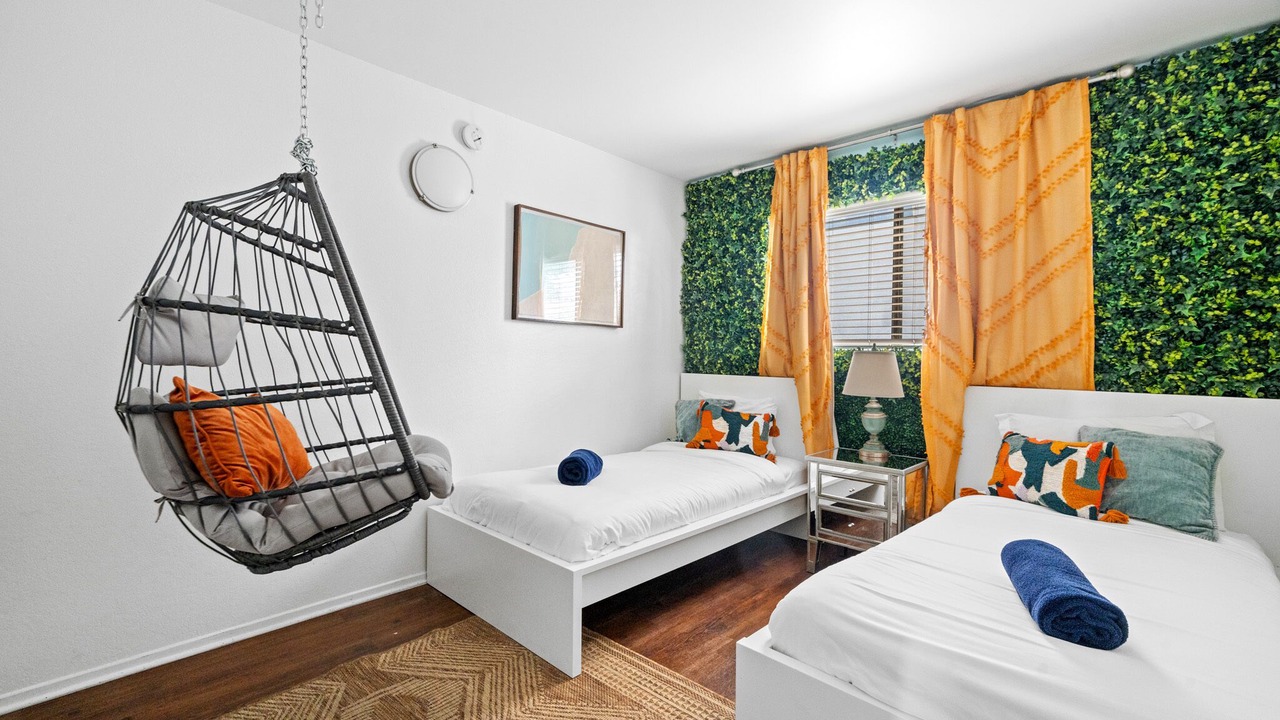 Photo of Bedroom in Hollywood