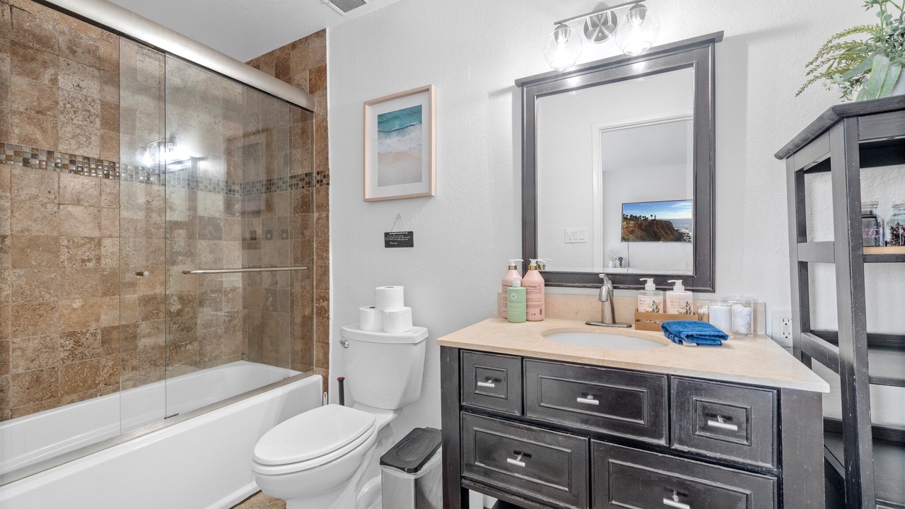 Photo of Bathroom in Hollywood