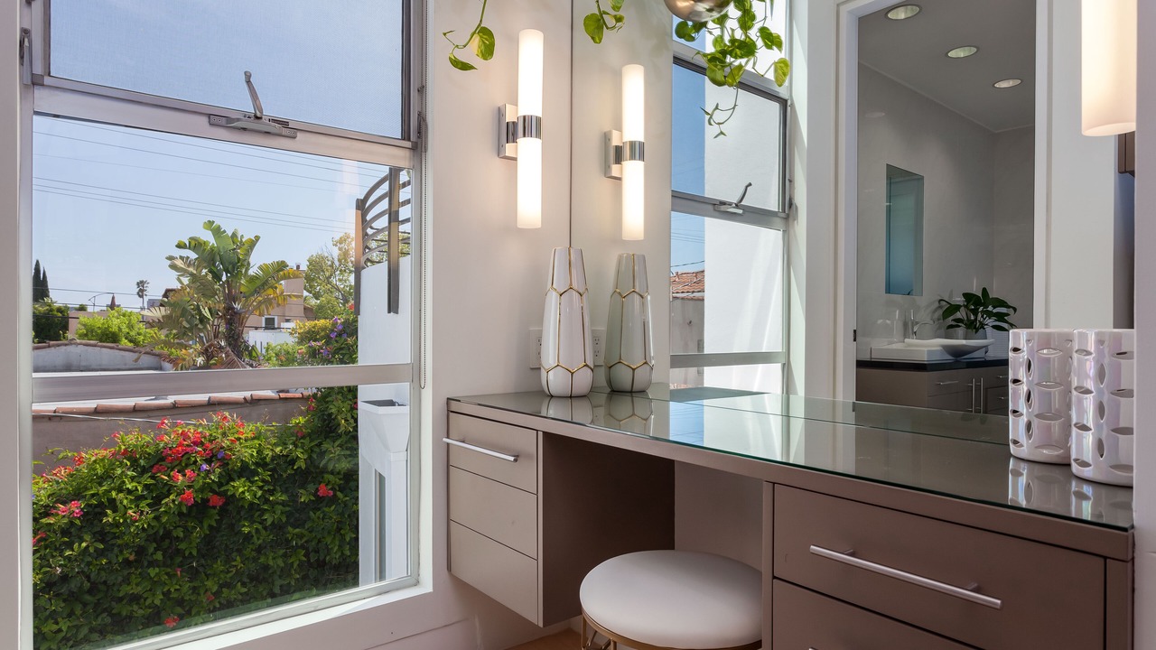 Photo of Bathroom in Melrose