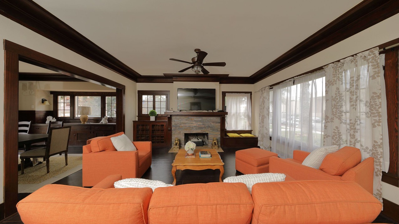 Photo of Livingroom in Downtown Riverside