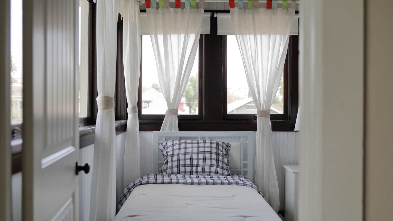 Photo of Bedroom in Downtown Riverside