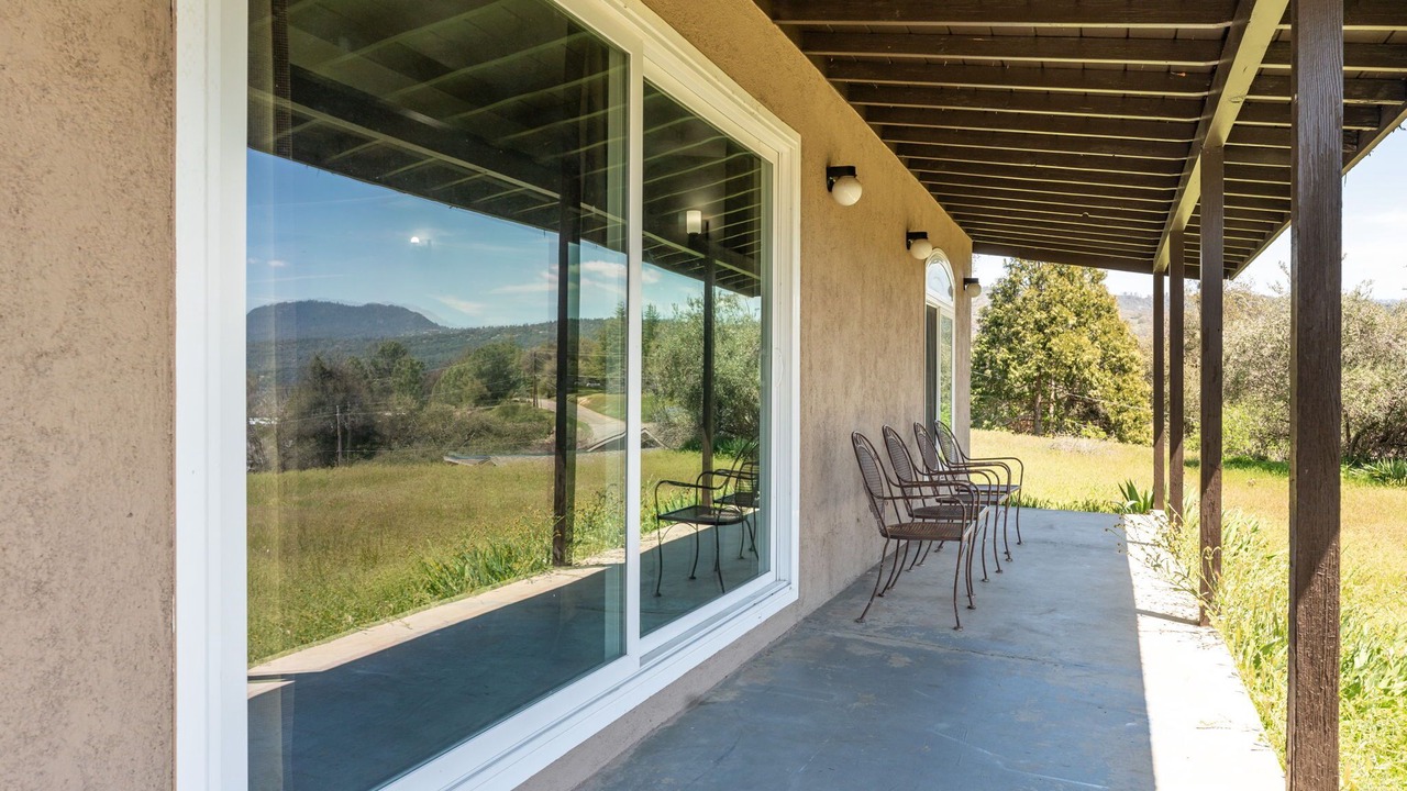 Photo of Patio Balcony in Oakhurst