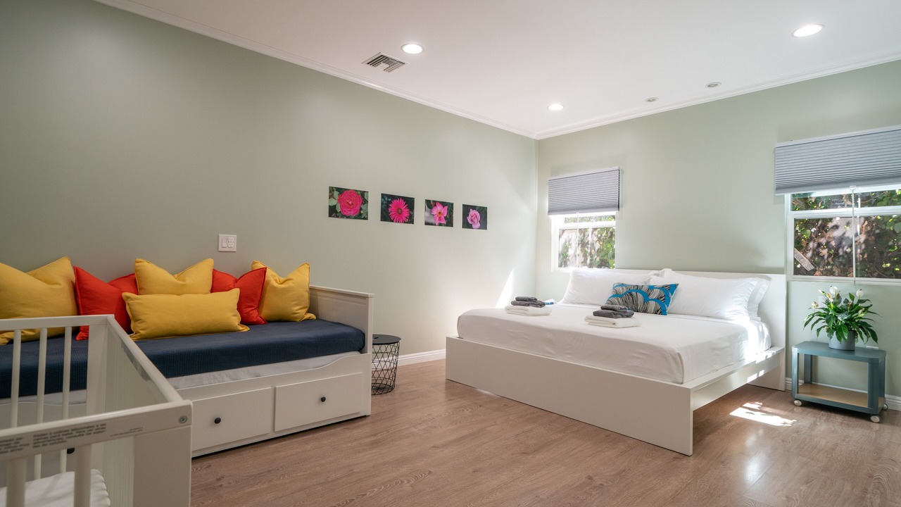 Photo of Bedroom in Encino