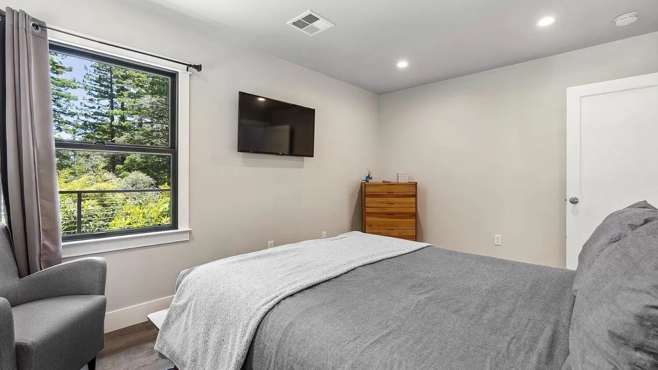 Photo of Bedroom in Anchor Bay