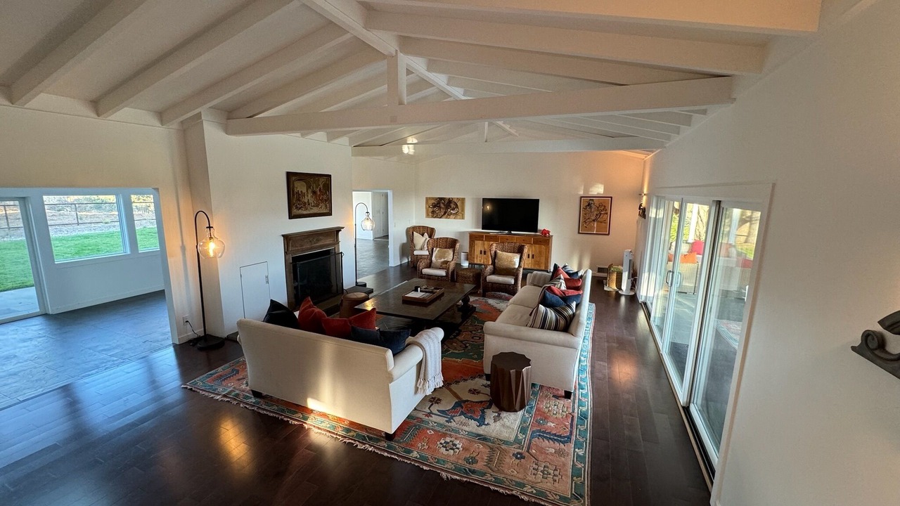 Photo of Livingroom in Santa Ynez
