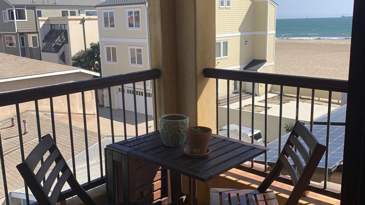 Photo of Patio Balcony in Surfside