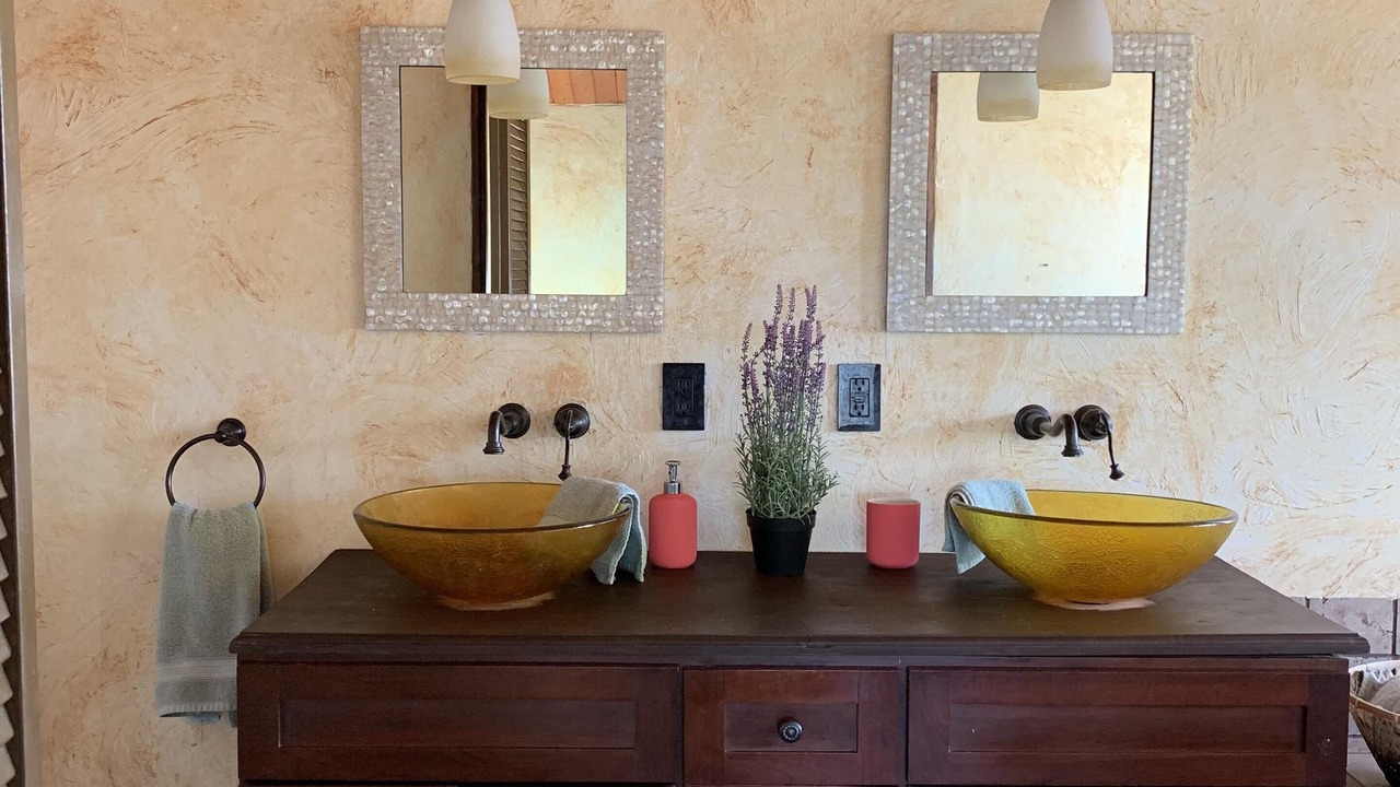 Photo of Bathroom in Surfside