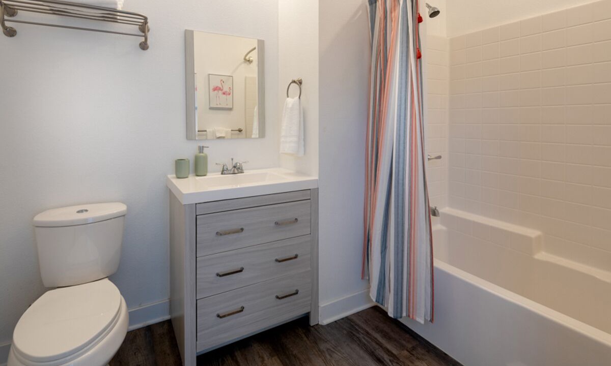 Photo of Bathroom in Harbor