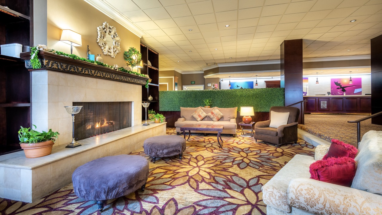 Photo of Livingroom in Anaheim Resort