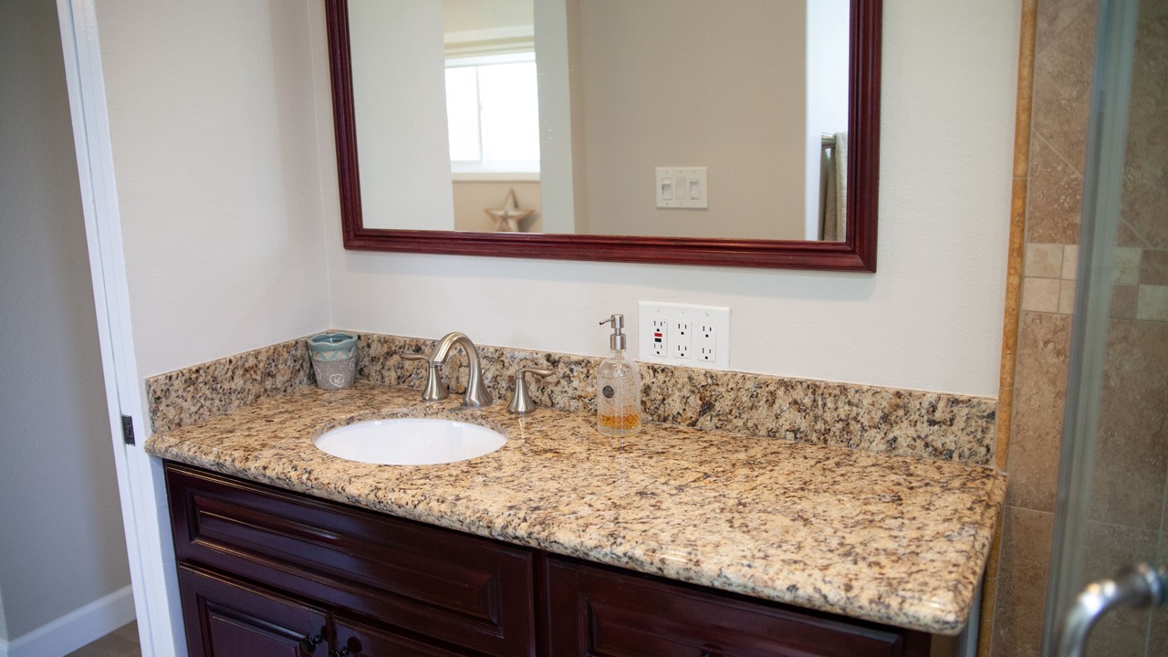 Photo of Bathroom in Orange
