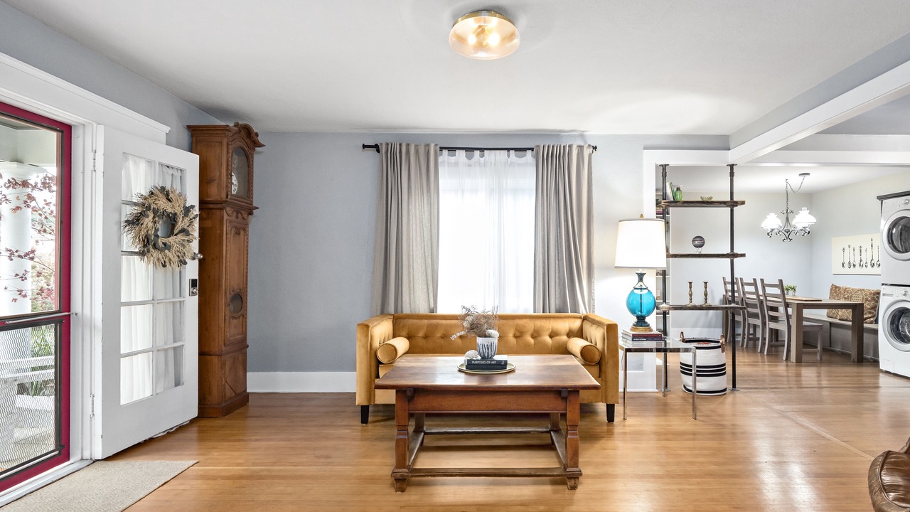 Photo of Livingroom in Glendora