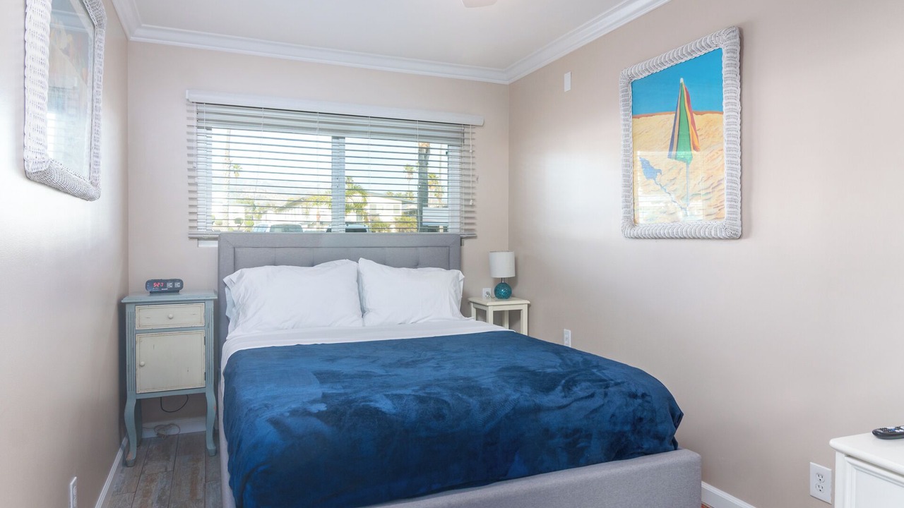Photo of Bedroom in Carpinteria