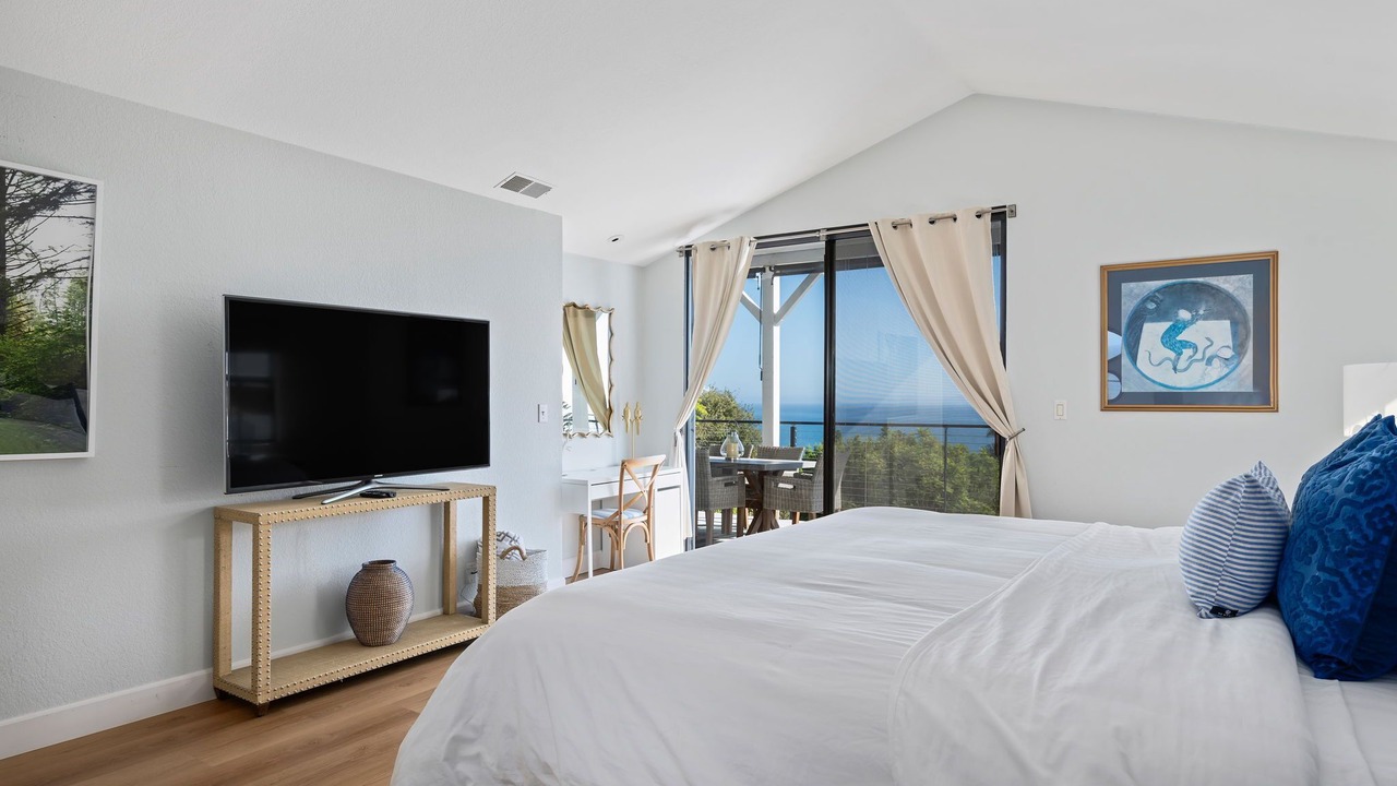 Photo of Bedroom in Santa Barbara