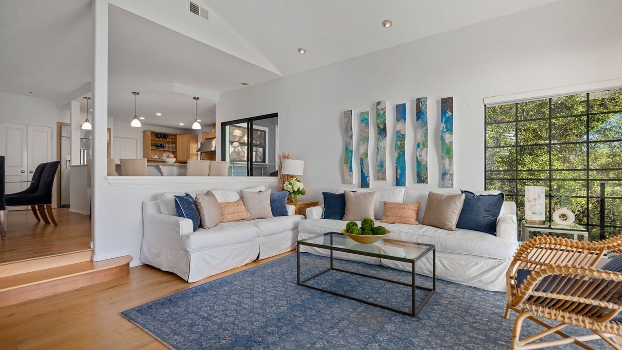 Photo of Livingroom in Santa Barbara