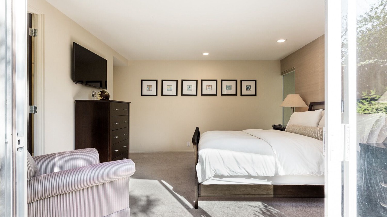 Photo of Bedroom in Hollywood Hills West